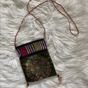 Small knit crossbody pouch